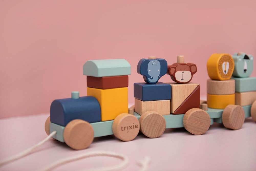 Wooden Animal Train Toy by Trixie - World Of Play Collection - Perfect 1st Birthday Gift - FSC Certified Wood - 10 x 30 x 8 cm