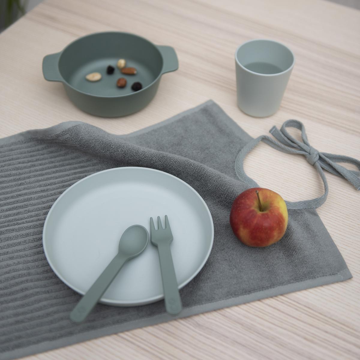 Set of 2 Silicone Plates - Olive by Trixie