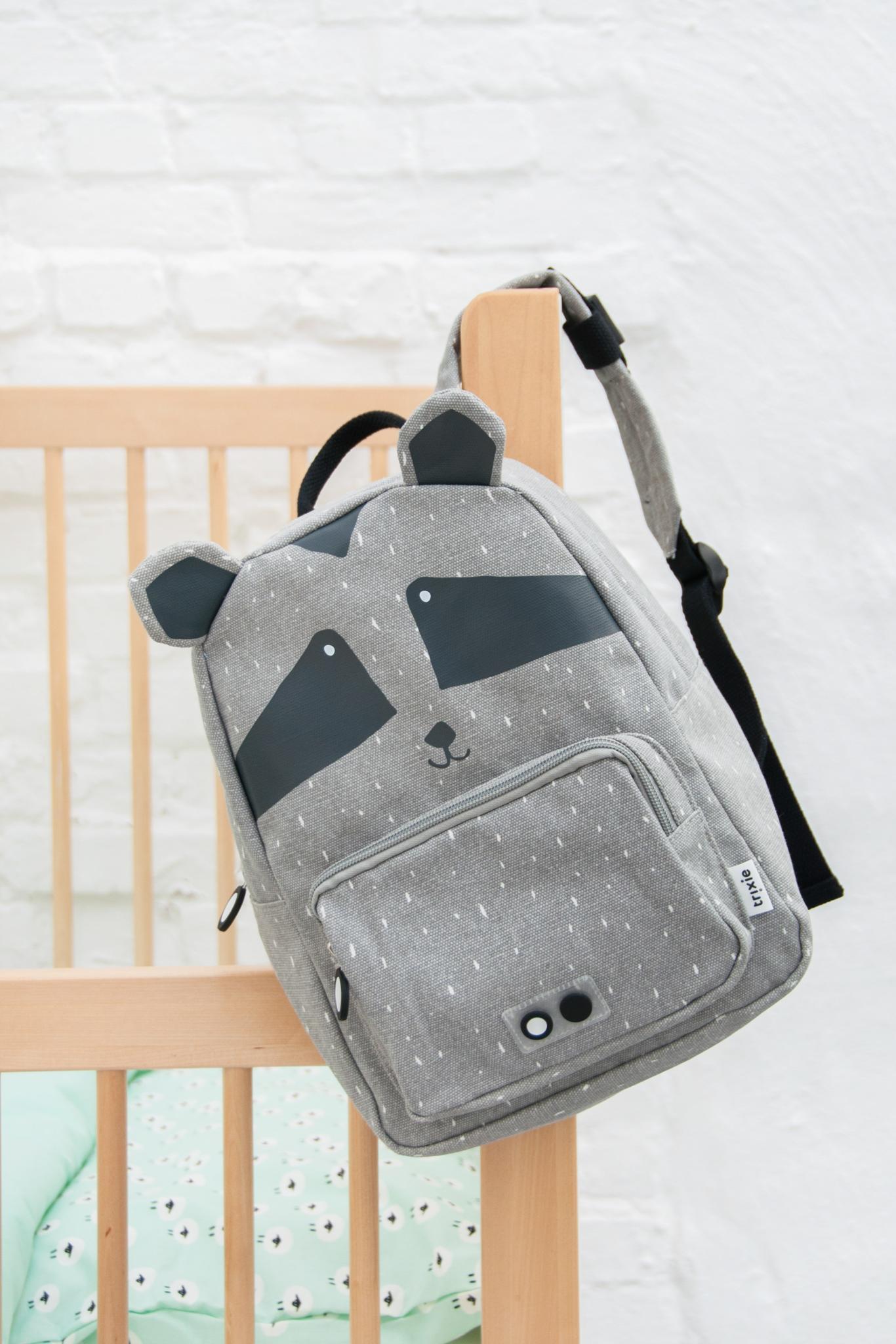 Mr. Raccoon Backpack by Trixie - Coated Cotton, Waterproof, 23 x 31 x 12 cm.