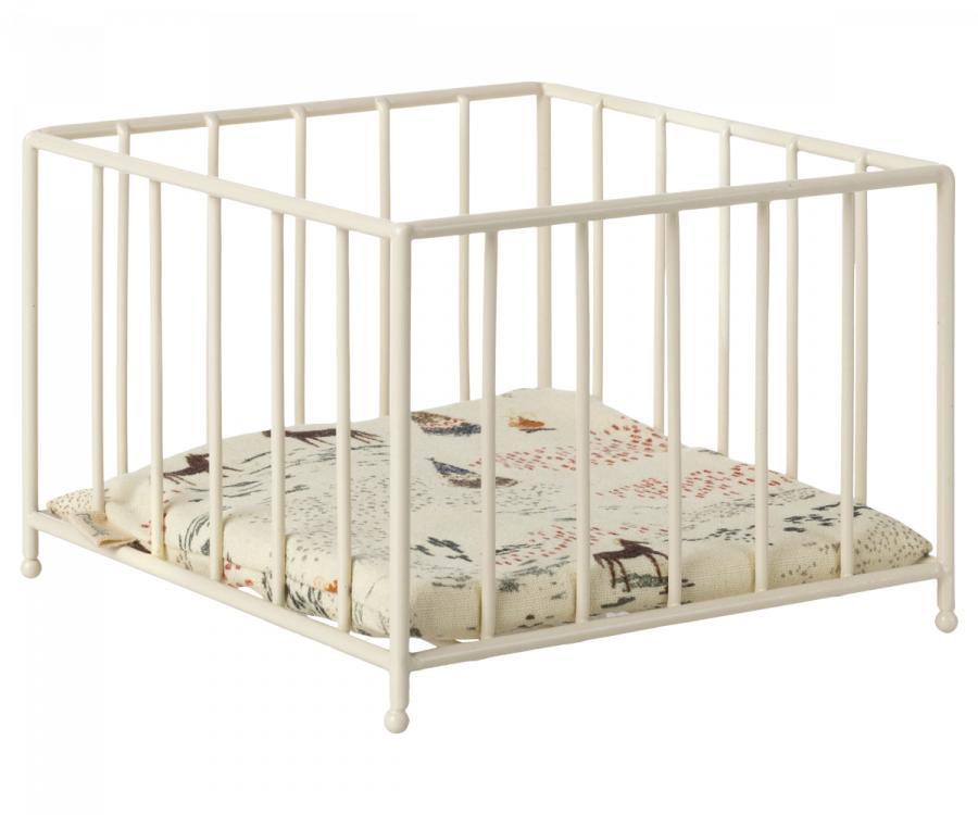 Playpen, Micro