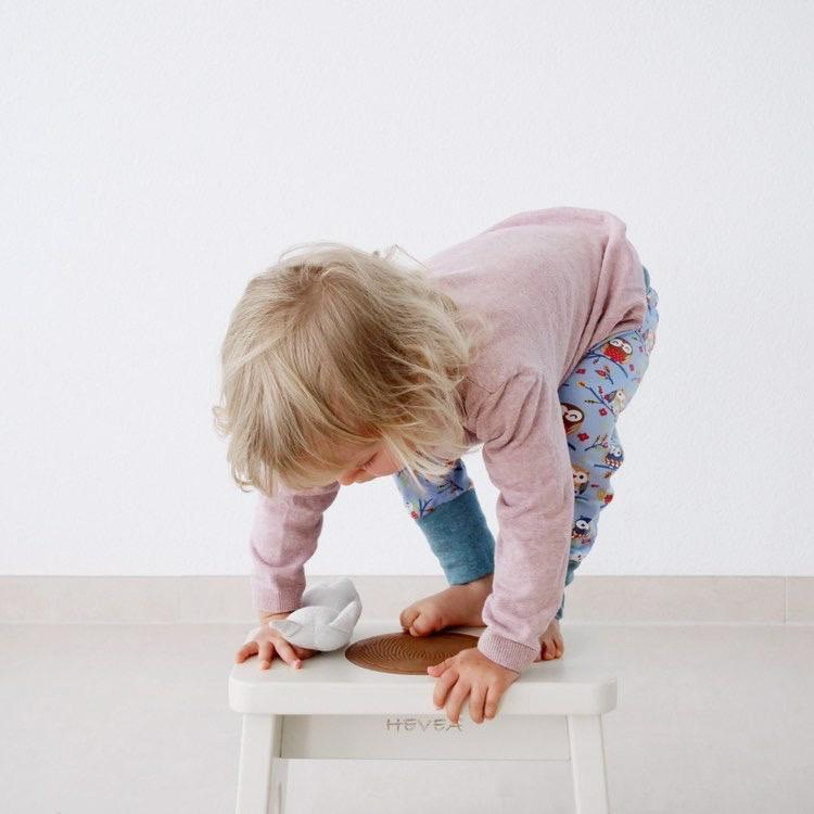 Tabouret pour enfant en bois blanc - Heveaplanet