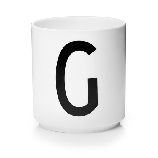 Tasse en porcelaine G