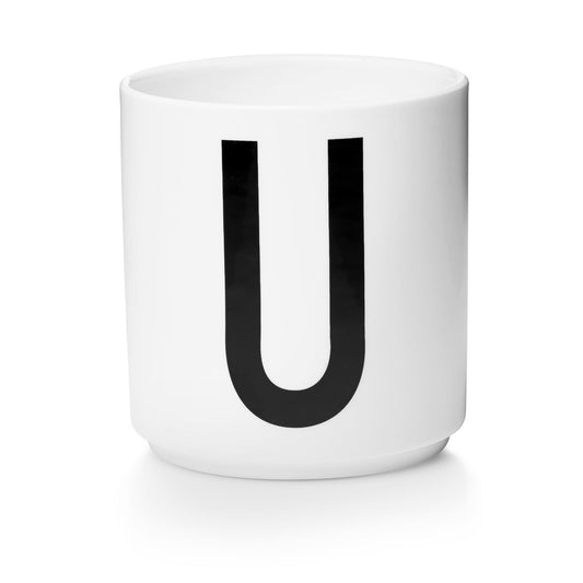 Tasse en porcelaine U