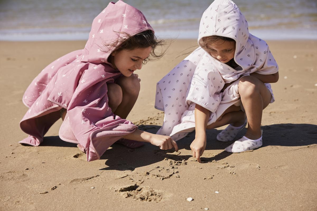 UV-Resistant Beach Poncho - Swallow by Fresk