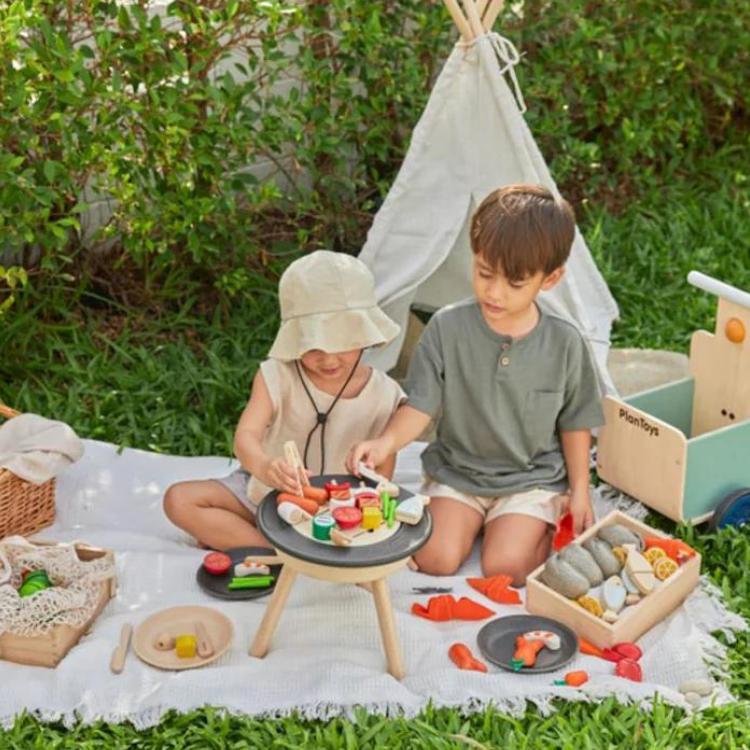 Barbecue with accessories - Plan toys