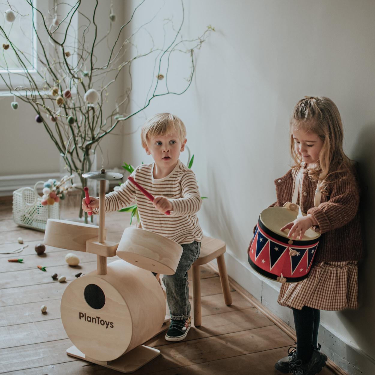 Plan Toys - Batterie en bois