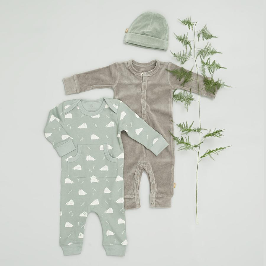 Baby pyjamas in velvet - Paloma grey by Fresk.